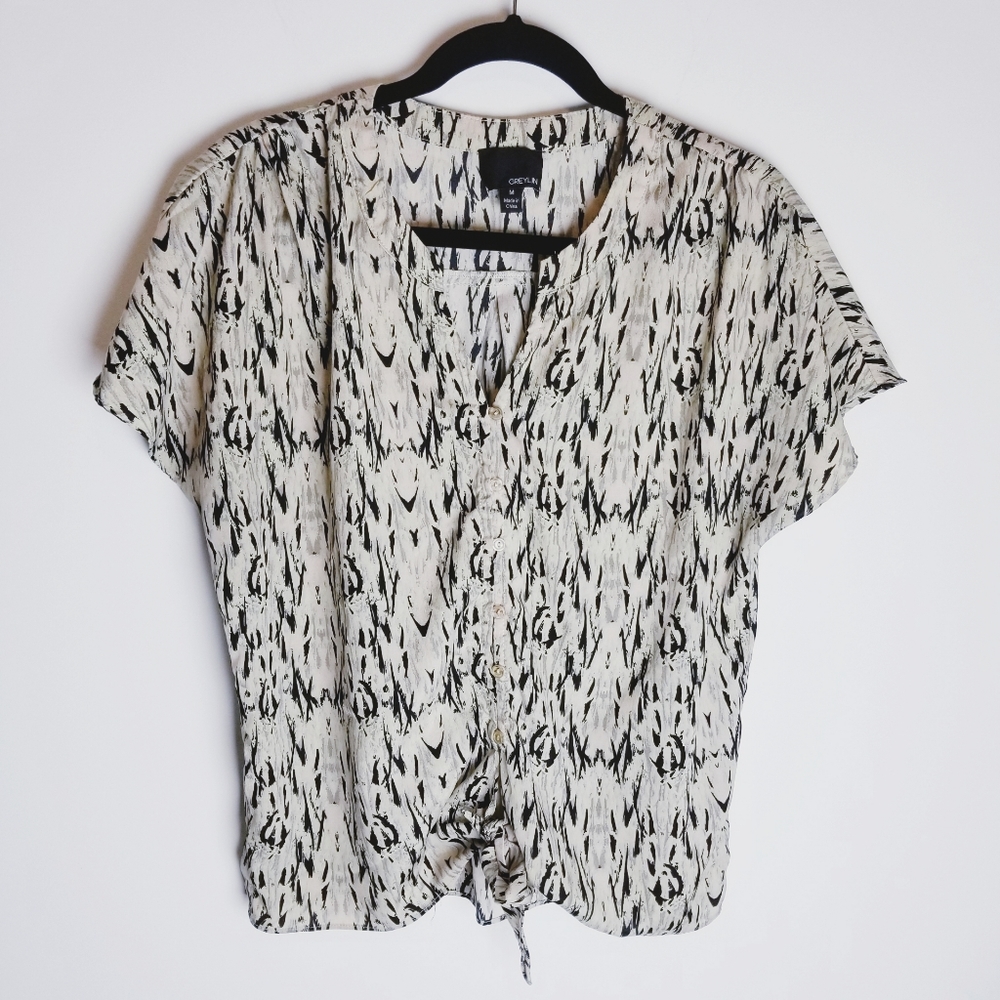 Nordstrom Greylin bat wing short sleeve blouse